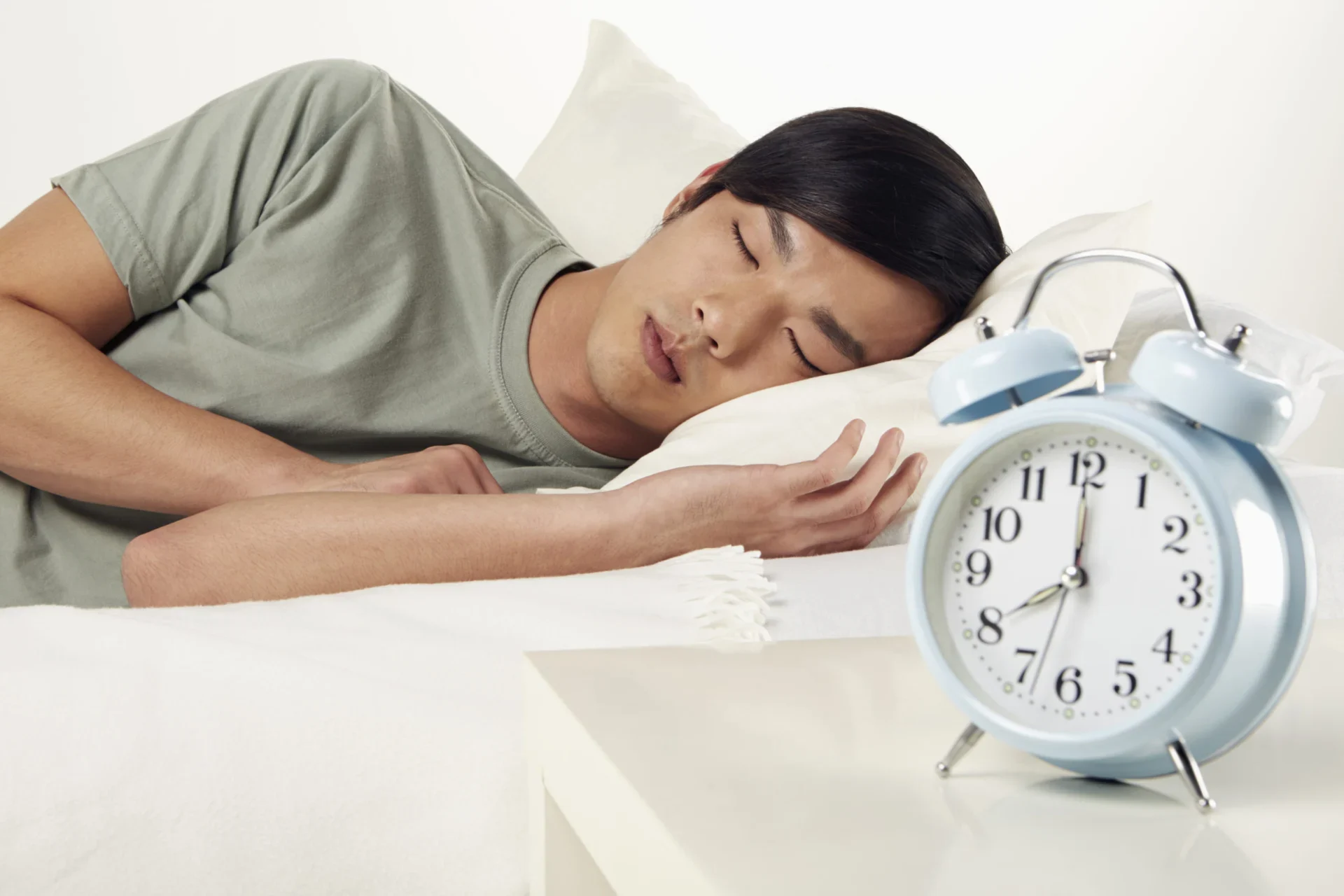 Sleep Pariles 11 Surprising Facts About Sleep Paralysis — Idea Digezt